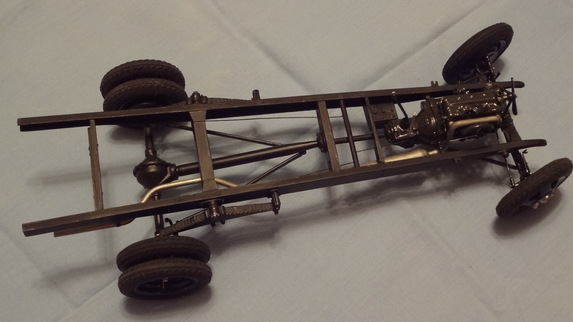 Model Truck Builder .com