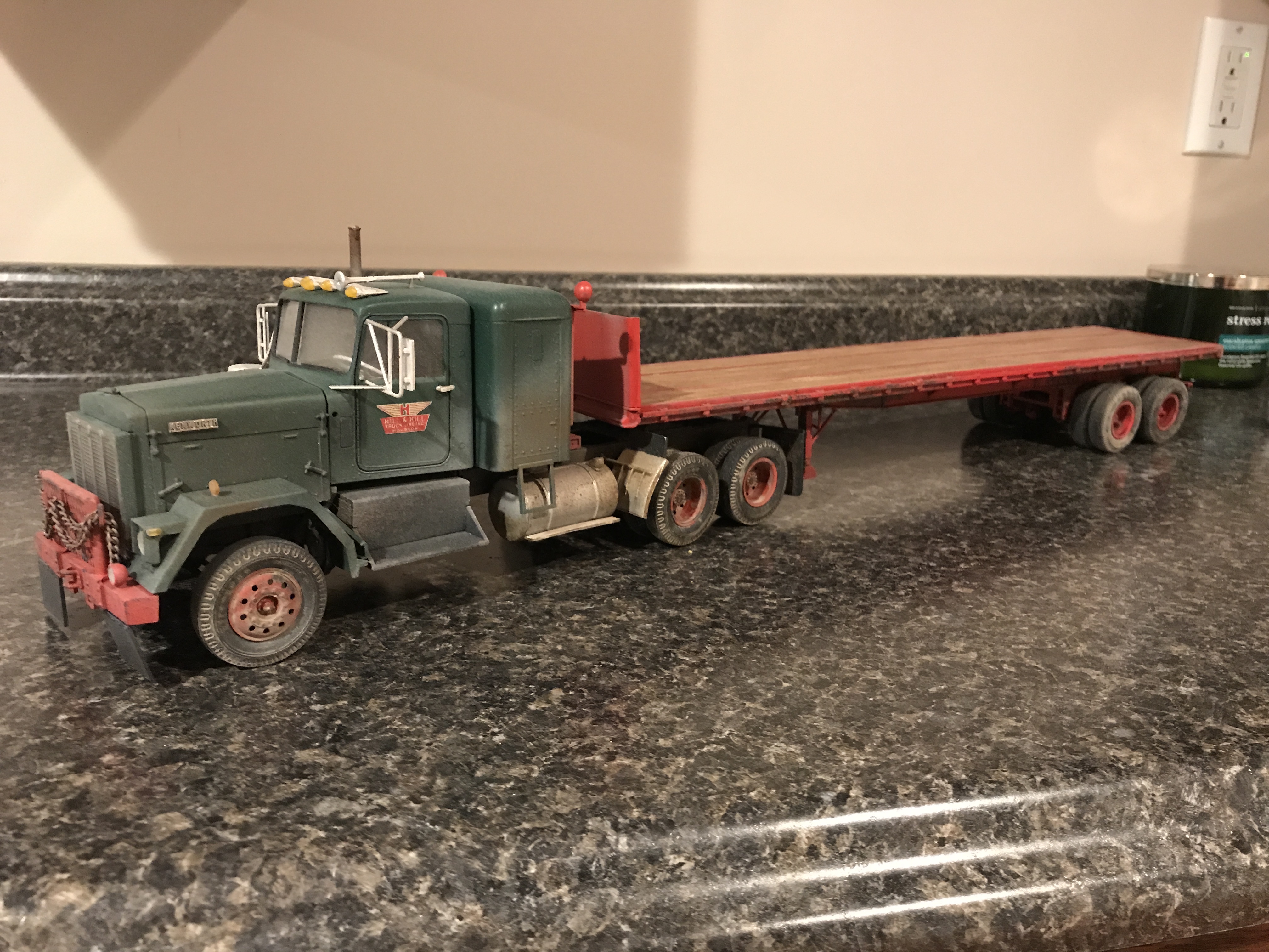 AMT KENWORTH Alaskan Hauler