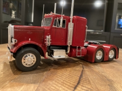 Peterbilt359_5.jpeg