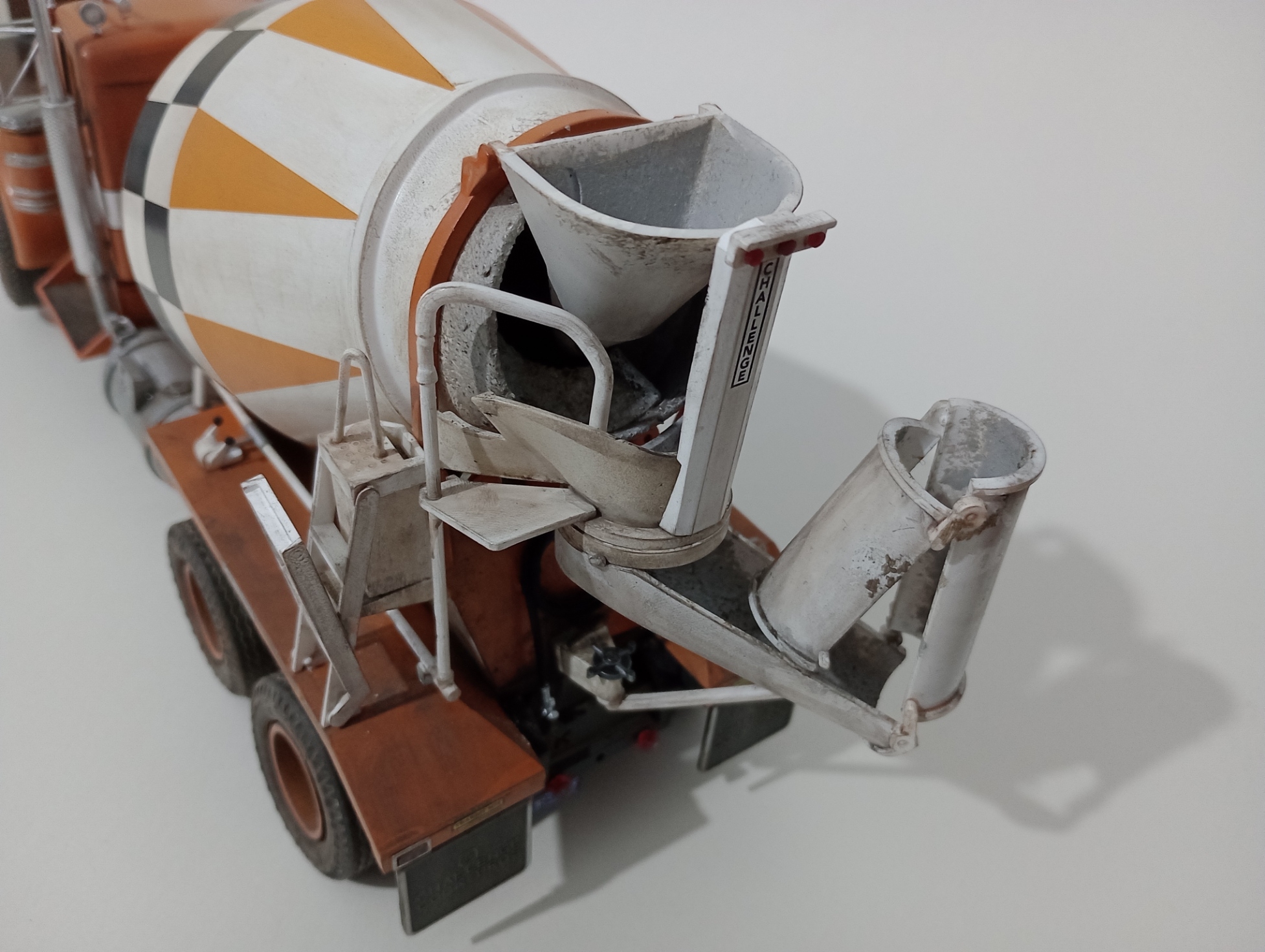 Model Truck Builder .com, image size:1954x1471