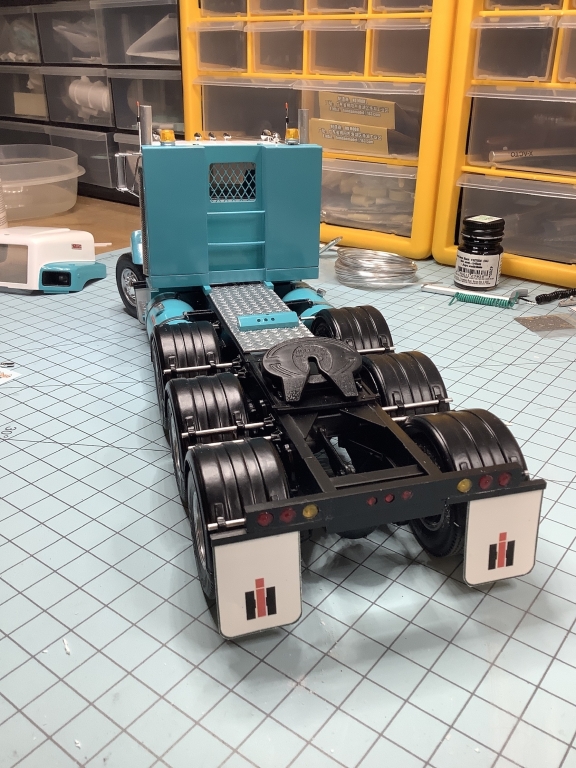 Model Truck Builder .com